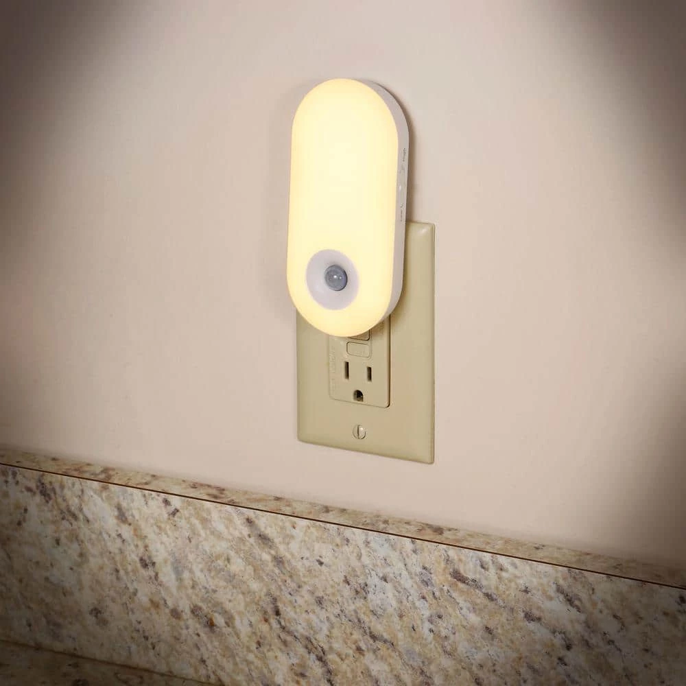 High Output LED Night Light by Sylvania - Image 4