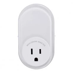 Automatic LED Night Light with Integrated Outlet by Sylvania